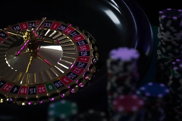 Studio Bingo utfifa17 menampilkan format Bingo 90 bola dengan dealer HD dan mesin bola transparan